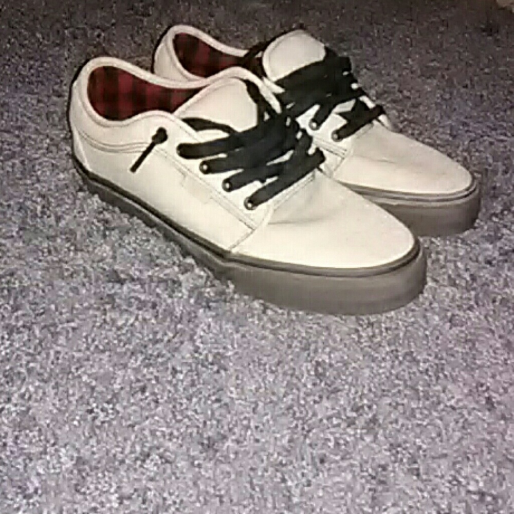 Vans chukka low men's US size 11